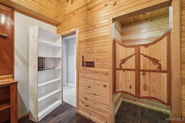 1750 County Road 461, Clanton, AL 35046 - detailed view of wood finished floors