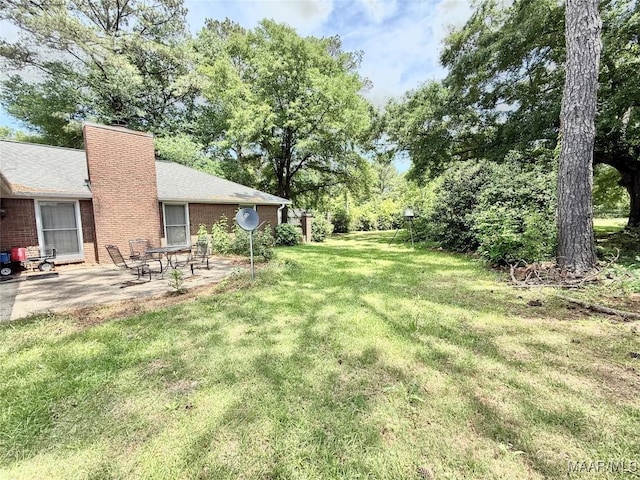 109 Lashley Dr, Selma, AL 36701 - view of yard featuring a patio