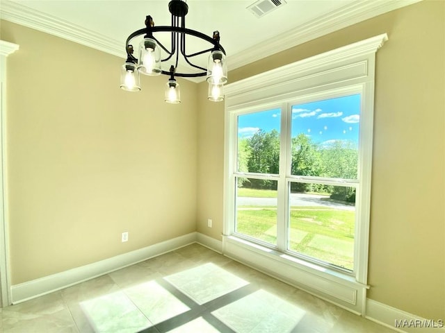 unfurnished dining area with a chandelier, a wealth of natural light, baseboards, and visible vents