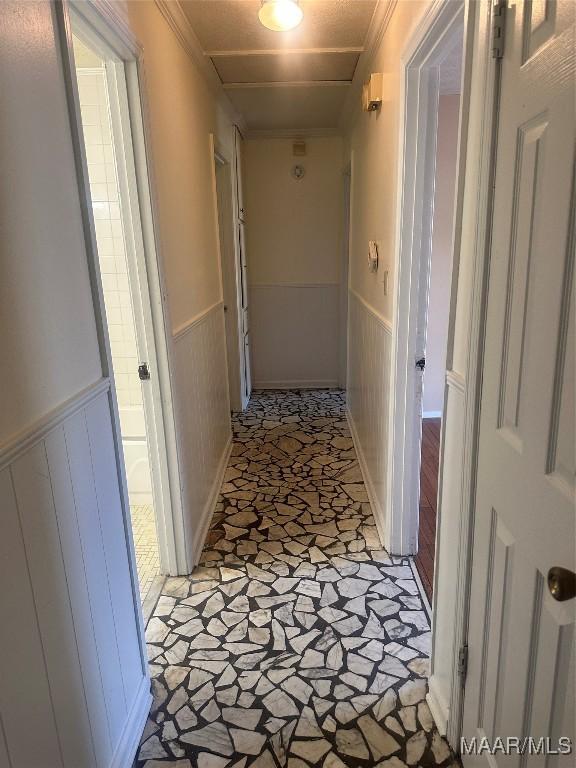 5545 E Shades Valley Dr, Montgomery, AL 36108 - hall featuring wainscoting and stone finish flooring