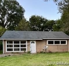 view of outbuilding with an outbuilding