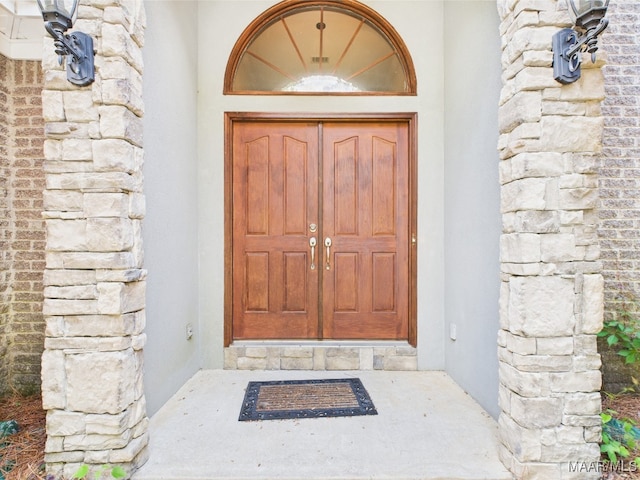 175 Rosemere Dr, Tallassee, AL 36078 - doorway to property with stucco siding