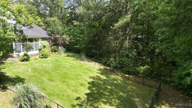 175 Rosemere Dr, Tallassee, AL 36078 - view of yard