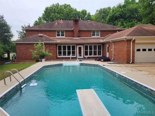 1550 Meriwether Rd, Montgomery, AL 36117 - swimming pool with a diving board