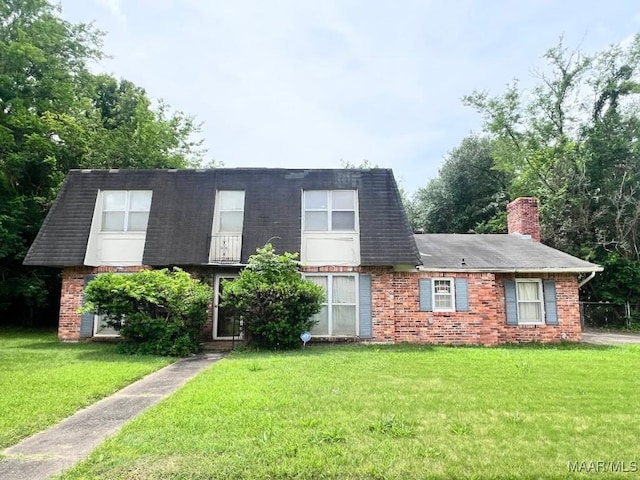 3600 Hunting Creek Rd, Montgomery, AL 36116 - front facade with a front lawn, brick siding, and a chimney