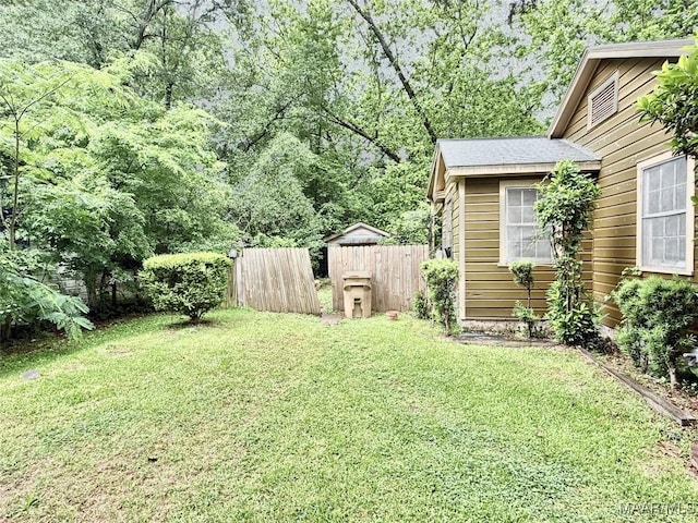 2121 Lauderdale St, Selma, AL 36701 - view of yard