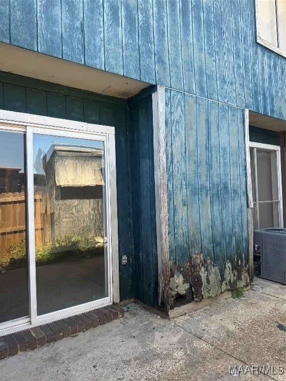 5915 Singleton St, Montgomery, AL 36116 - view of exterior entry featuring cooling unit