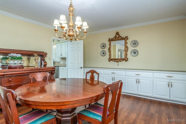 3469 Warrenton Rd, Montgomery, AL 36111 - dining area featuring a chandelier, crown molding, and dark wood-style flooring