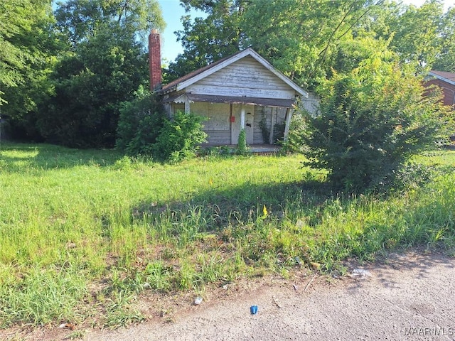 317 Georgia St, Montgomery, AL 36104 - view of front of home with a chimney