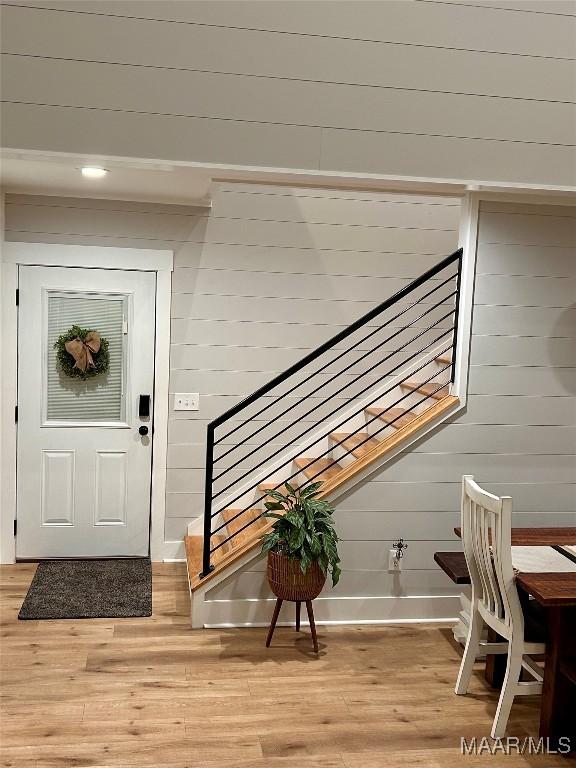 2533 Weldon Rd, Tallassee, AL 36078 - entrance to property