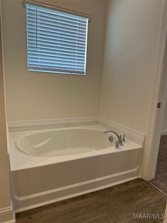 5168 Sedona Dr, Montgomery, AL 36116 - bathroom featuring a bath