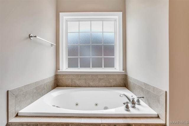 612 Coleman Way, Prattville, AL 36067 - full bath featuring a jetted tub
