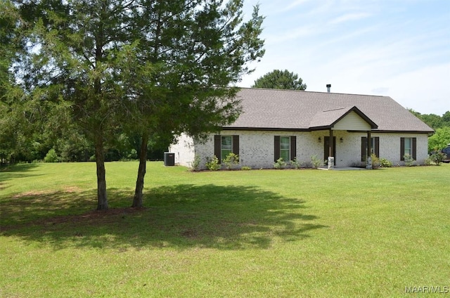 7330 Butler Mill Rd, Ramer, AL 36069 - view of front of house featuring a front lawn and cooling unit