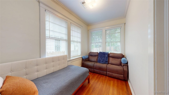 356 Cloverdale Rd, Montgomery, AL 36104 - living room with ornamental molding and light wood-style floors