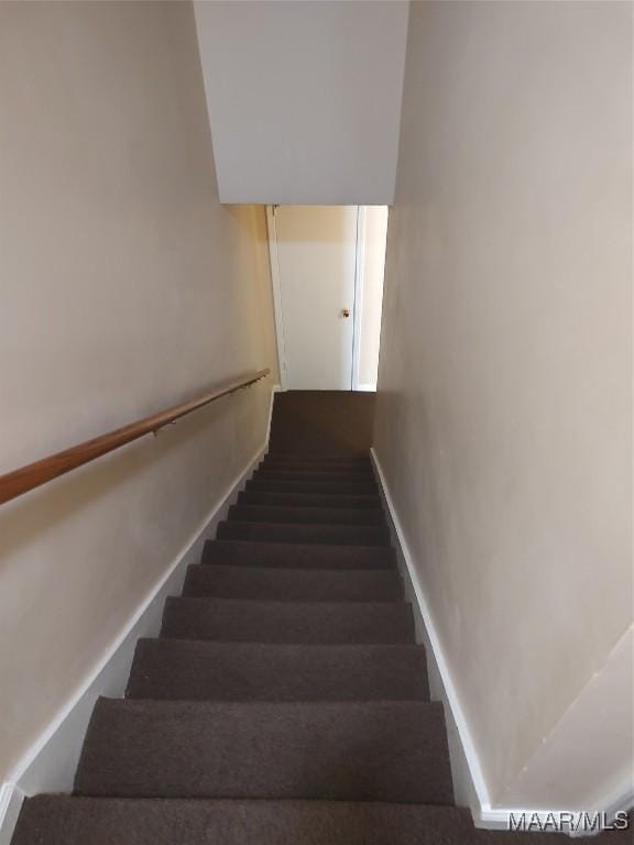 4804 Regal Dr, Montgomery, AL 36116 - stairway featuring baseboards