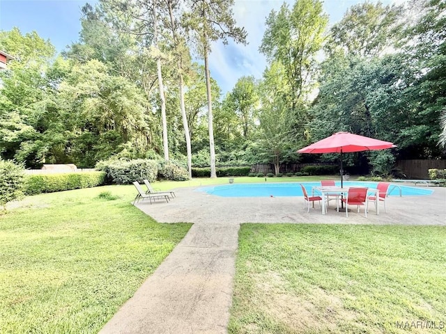 36 Wilkins Rd, Selma, AL 36701 - view of pool with a patio area