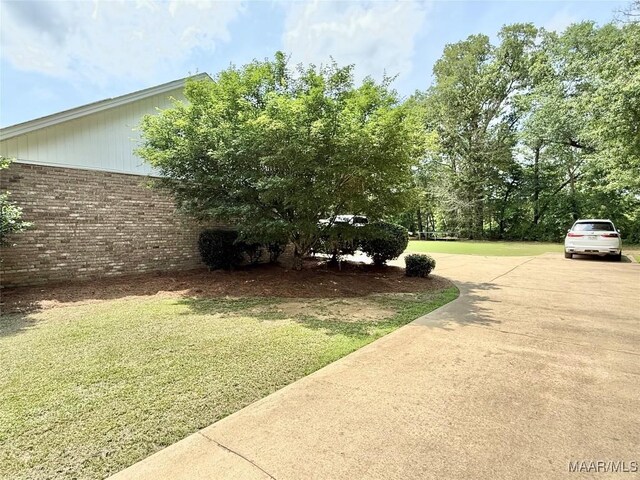 828 Warrior Dr, Valley Grande, AL 36701 - view of green lawn
