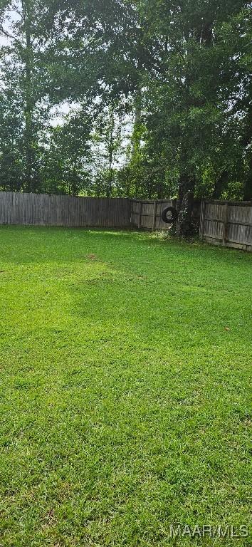 6200 Sycamore Dr, Montgomery, AL 36117 - view of fenced backyard