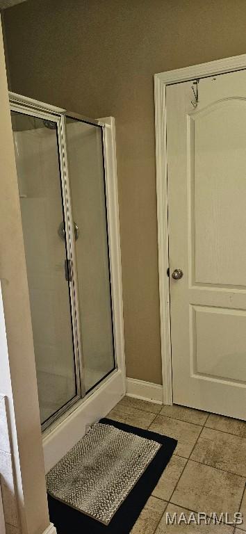 6200 Sycamore Dr, Montgomery, AL 36117 - full bath featuring a shower stall and tile patterned flooring