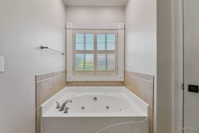 541 Jasmine Trl, Prattville, AL 36066 - full bathroom featuring a jetted tub and crown molding