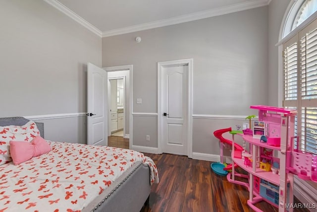 541 Jasmine Trl, Prattville, AL 36066 - bedroom featuring multiple windows, crown molding, wood finished floors, and baseboards