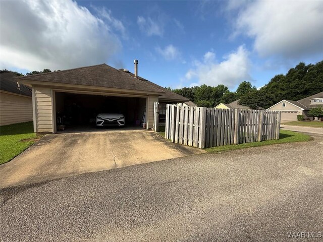 3701 Claiborne Cir, Montgomery, AL 36116 - view of front facade with driveway