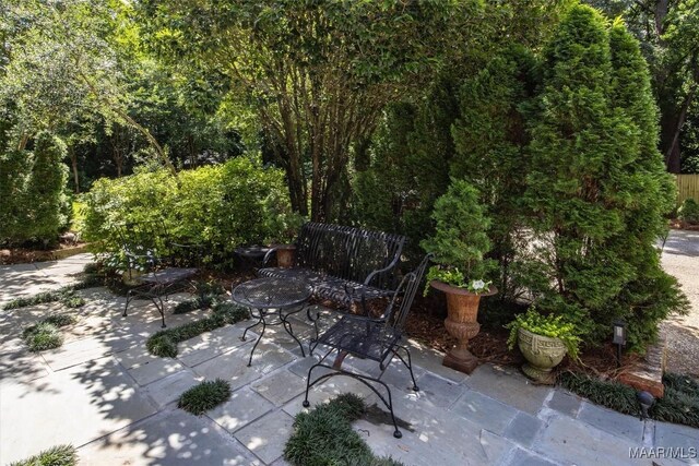 1533 Gilmer Ave, Montgomery, AL 36104 - view of patio with outdoor dining area