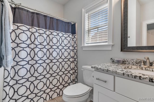 1478 Trolley Rd, Prattville, AL 36066 - bathroom featuring vanity, toilet, and a shower with curtain