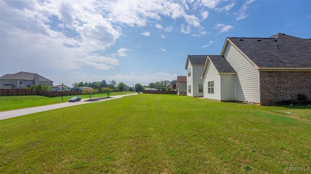 8 Honor Dr, Fort Mitchell, AL 36856 - view of yard