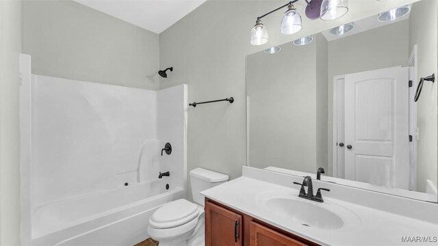 8 Honor Dr, Fort Mitchell, AL 36856 - full bathroom featuring vanity, bathing tub / shower combination, and toilet