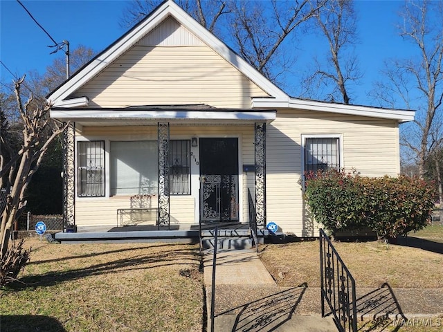 2110 Luverne St, Montgomery, AL 36104 - view of front of house featuring a porch and a front lawn