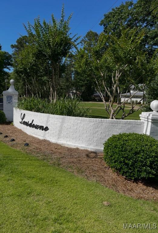 1003 Keith Way, Selma, AL 36701 - community / neighborhood sign with a lawn