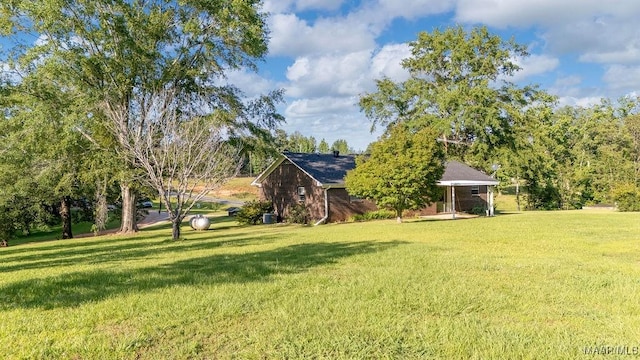 5241 County Road 48th Rd, Jemison, AL 35085 - view of green lawn