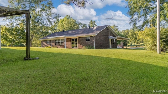 5241 County Road 48th Rd, Jemison, AL 35085 - view of front of house with a front yard and brick siding