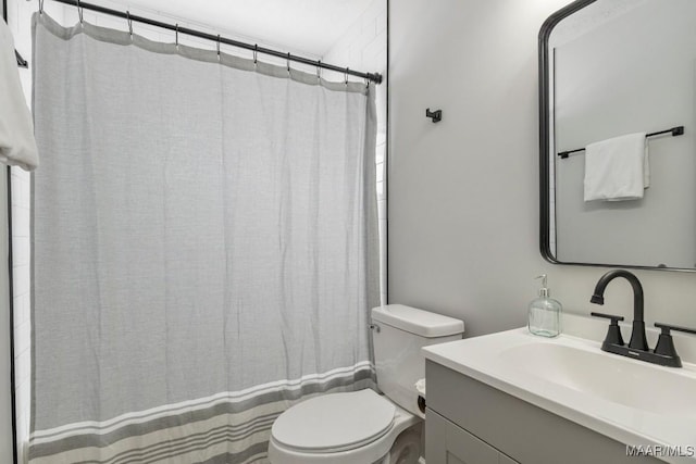 302 Janice St, Prattville, AL 36066 - full bath with toilet, vanity, and curtained shower