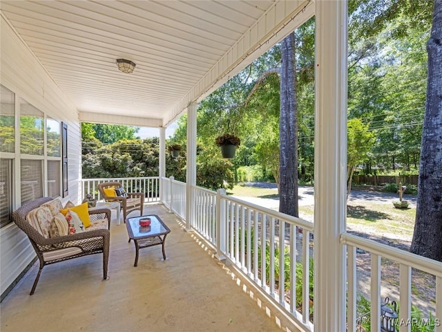33 Glendale Acres Acres, Eclectic, AL 36024 - covered porch with outdoor lounge area