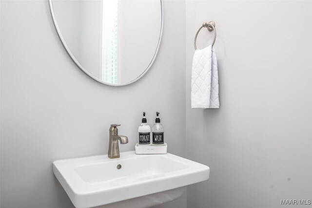 7175 Fain Park Loop, Montgomery, AL 36117 - bathroom featuring a sink