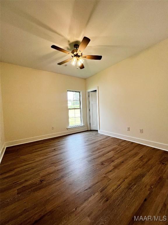 40 Serene Ln, Wetumpka, AL 36093 - spare room with dark wood finished floors and ceiling fan