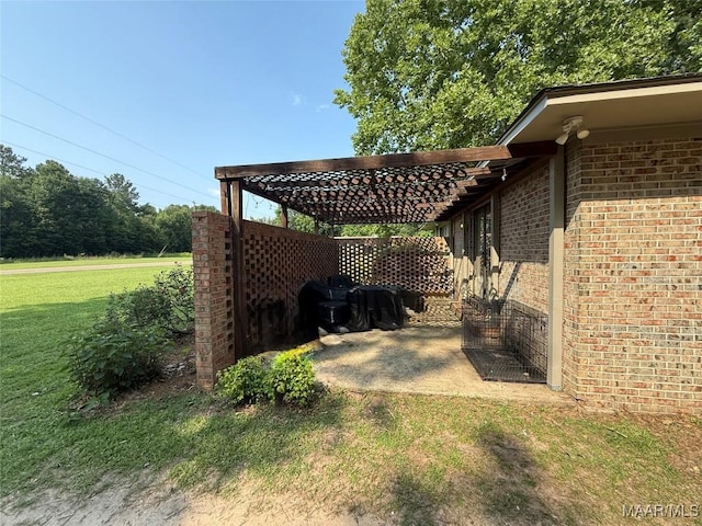 530 Palmquist Dr, Selma, AL 36701 - view of patio featuring a pergola