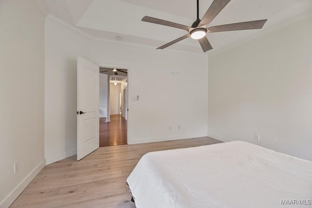 505 Mountain Ridge Rd, Millbrook, AL 36054 - bedroom featuring crown molding, light wood-style flooring, baseboards, and ceiling fan
