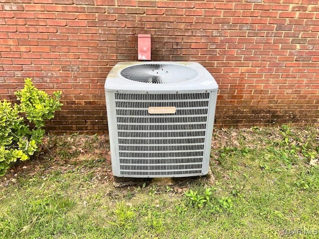 1915 Emerald Mountain Pkwy, Wetumpka, AL 36093 - exterior view of central AC unit and brick siding