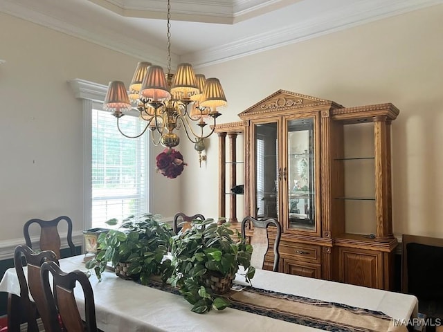 1915 Emerald Mountain Pkwy, Wetumpka, AL 36093 - dining room with a chandelier, crown molding, and a raised ceiling