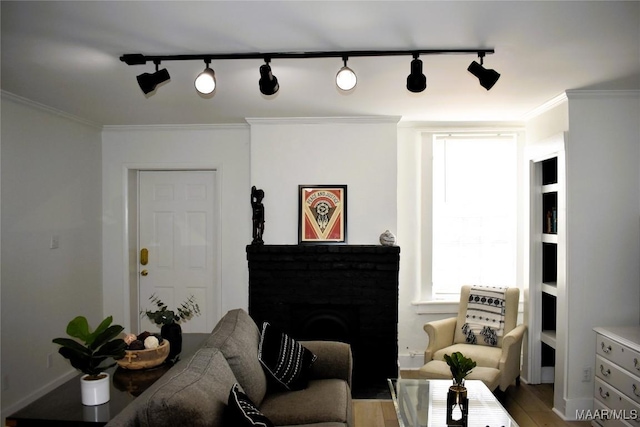 402 S Perry St, Montgomery, AL 36104 - living area with track lighting and wood finished floors