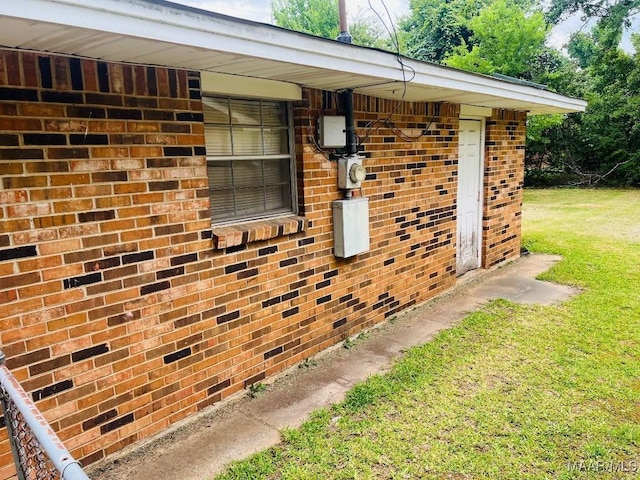 519 Woodbrook Dr, Montgomery, AL 36110 - view of property exterior featuring brick siding and a lawn
