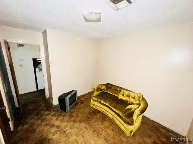 519 Woodbrook Dr, Montgomery, AL 36110 - sitting room featuring baseboards