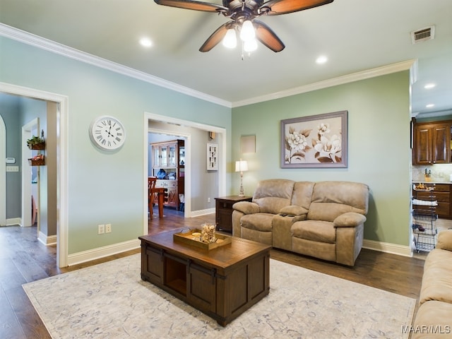 661 Blackberry Rd, Deatsville, AL 36022 - living area featuring a ceiling fan, ornamental molding, wood finished floors, baseboards, and recessed lighting