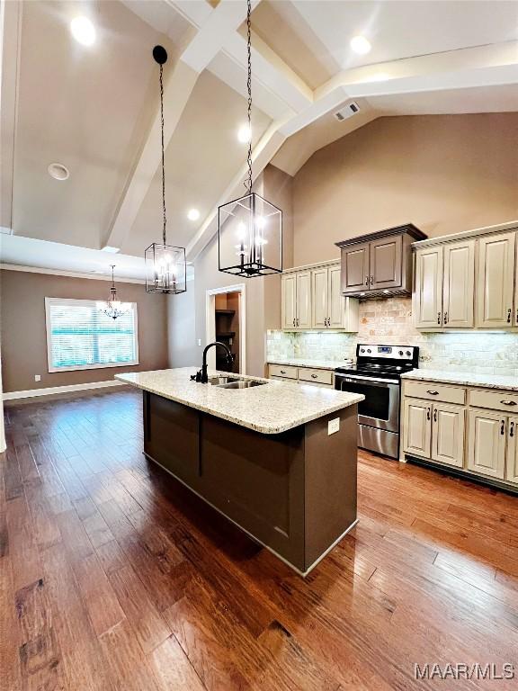 475 Mountain Meadows Ln, Wetumpka, AL 36093 - kitchen featuring stainless steel electric stove, a chandelier, a sink, an island with sink, and dark wood-type flooring
