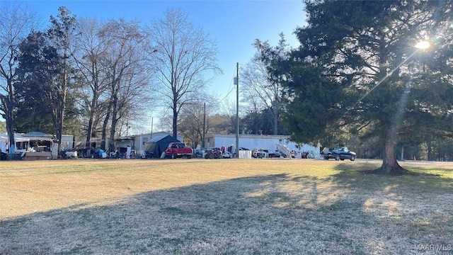 610 Booth Rd, Montgomery, AL 36108 - view of grassy yard