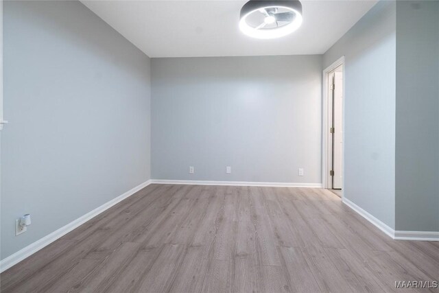 5736 Roxboro Dr, Montgomery, AL 36117 - empty room with light wood-style flooring and baseboards