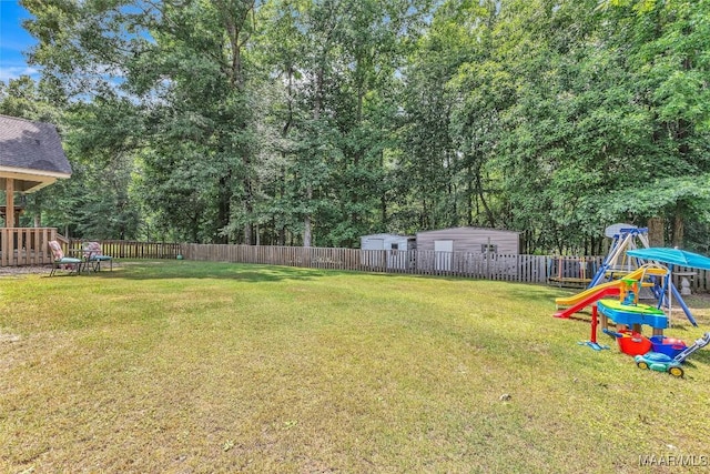 190 Sherwood Trl, Wetumpka, AL 36093 - view of yard with a playground